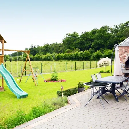 Le Petit Coin De Paradis Sautin *